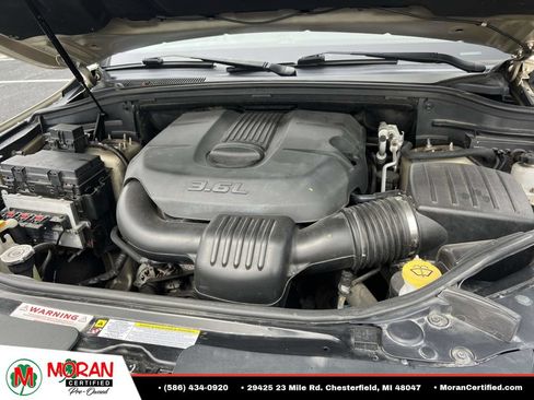 Used 2011 Jeep Grand Cherokee Laredo AWD/4WD image 10