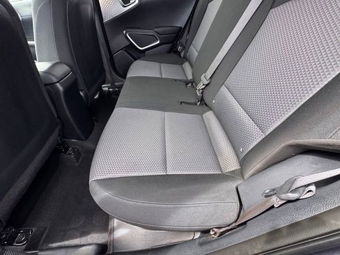 Used 2023 Kia Soul LX w/ Option Group 015 FWD image 30