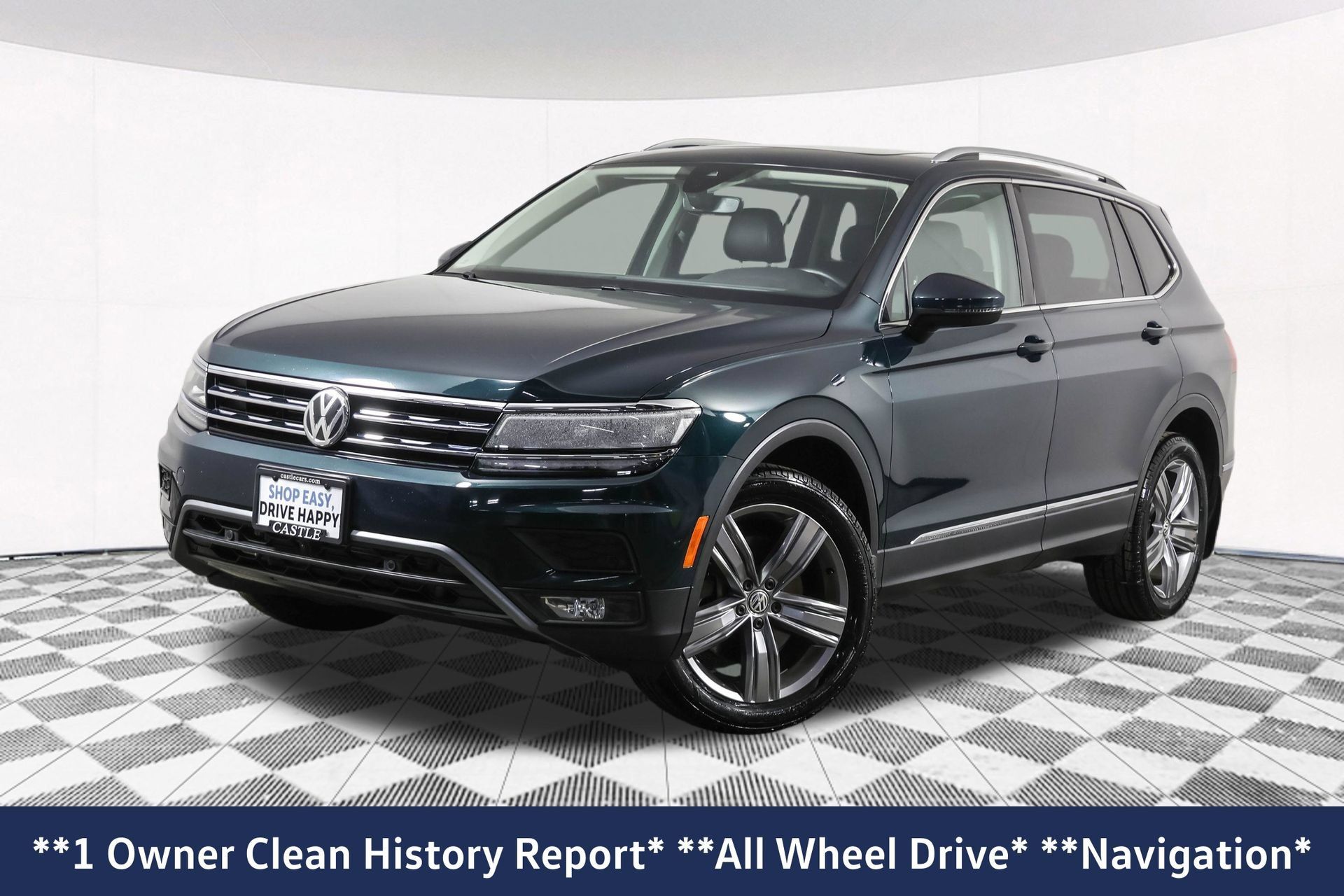 Used 2018 Volkswagen Tiguan SEL Premium AWD/4WD image 2