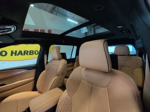 Used 2024 Jeep Grand Cherokee L Summit AWD/4WD image 35