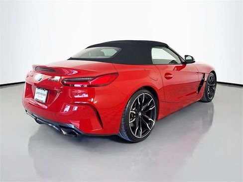 Used 2025 BMW Z4 M40i w/ Premium Package image 5