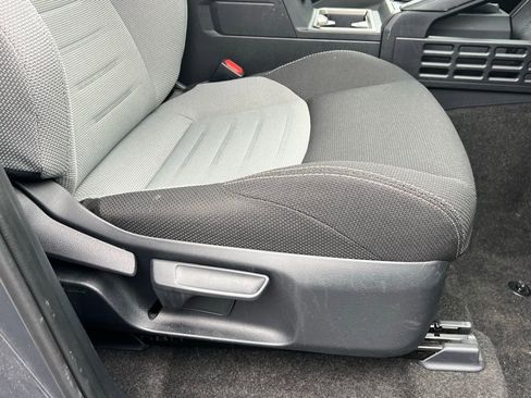 Used 2025 Toyota 4Runner TRD Off-Road image 13