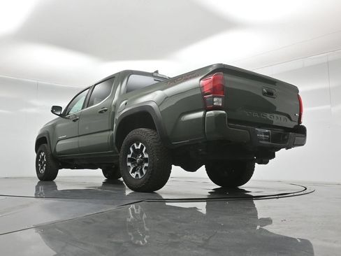 Used 2022 Toyota Tacoma TRD Off-Road w/ Technology Package RWD image 52