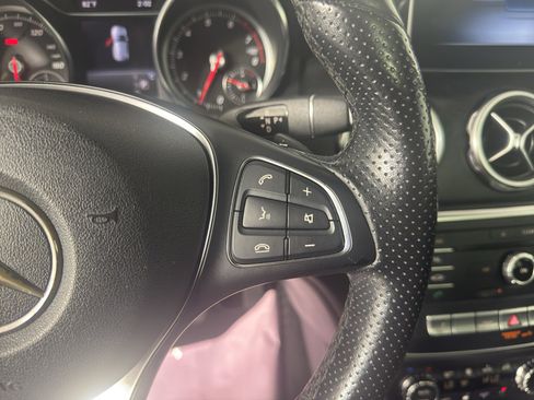 Used 2019 Mercedes-Benz GLA 250 image 19