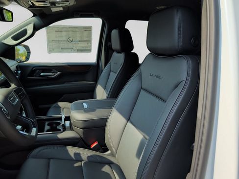 New 2026 GMC Yukon XL Denali AWD/4WD image 22