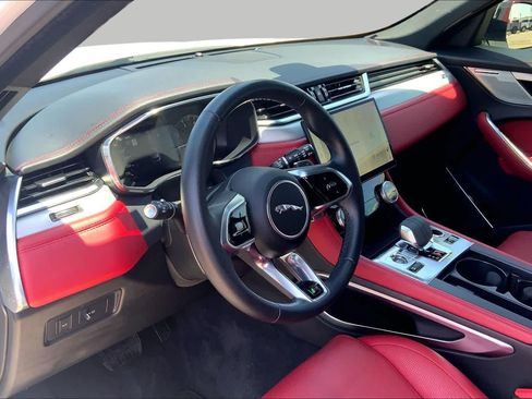 Used 2023 Jaguar F-PACE R-Dynamic S AWD/4WD image 18
