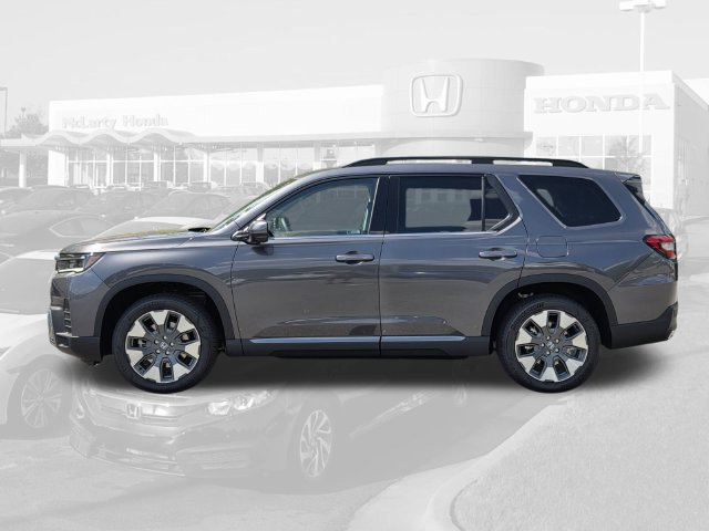 New 2026 Honda Pilot Touring image 2