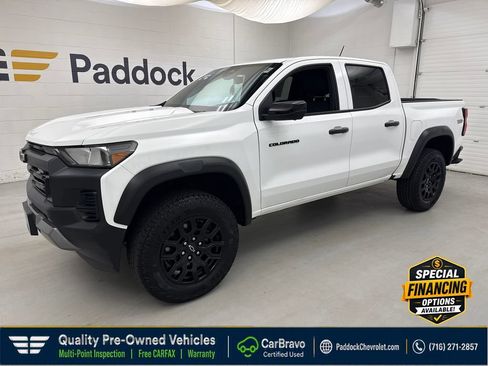 Certified 2024 Chevrolet Colorado Trail Boss w/ Technology Package AWD/4WD image 1
