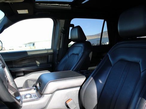 Used 2021 Ford Expedition Max Limited image 14