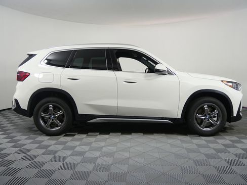 Certified 2025 BMW X1 xDrive28i w/ Convenience Package image 2
