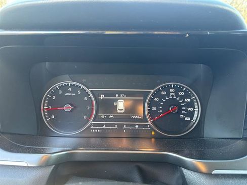 Used 2022 Kia Sorento LX image 12