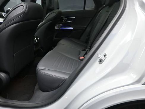 New 2026 Mercedes-Benz GLC 300 image 21