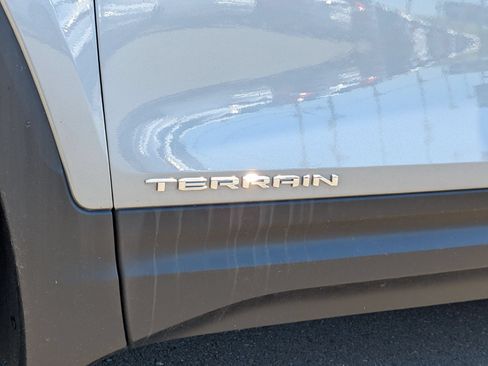 Certified 2023 GMC Terrain SLE FWD image 31