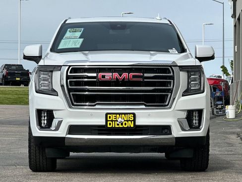 Used 2023 GMC Yukon SLT w/ SLT Premium Package AWD/4WD image 9