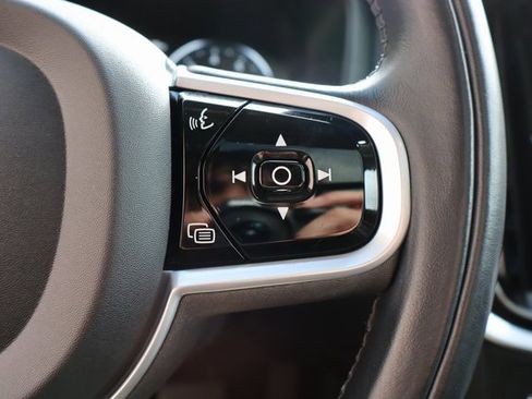 Used 2021 Volvo V60 T5 Cross Country w/ Climate Package image 15