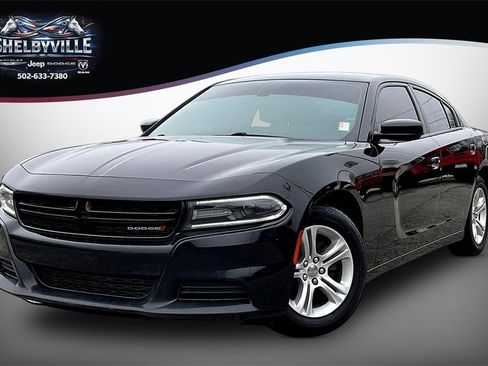 Used 2019 Dodge Charger SXT image 1