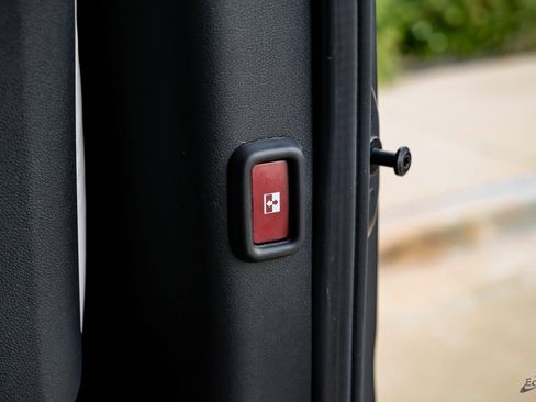 Used 2023 Mercedes-Benz Sprinter 3500 image 85