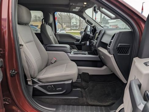 Used 2017 Ford F150 XLT w/ Equipment Group 302A Luxury image 12