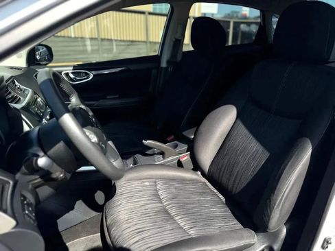 Used 2017 Nissan Sentra SV image 16