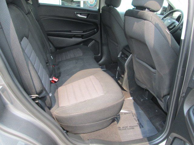 Used 2024 Ford Edge SE w/ Black Appearance Package AWD/4WD image 13
