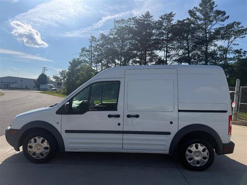 Used 2010 Ford Transit Connect XL FWD image 2