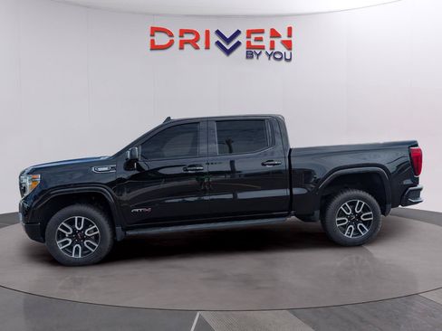 Used 2021 GMC Sierra 1500 AT4 w/ AT4 Premium Package AWD/4WD image 2