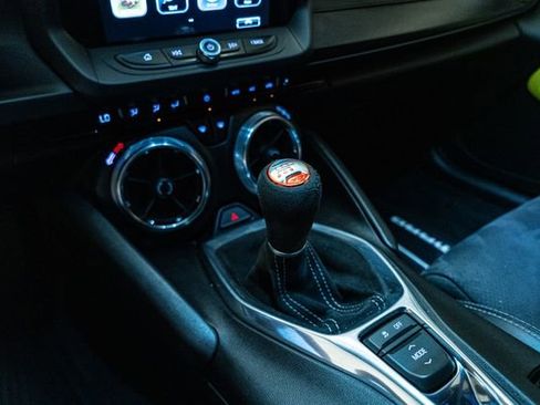 Used 2018 Chevrolet Camaro SS RWD image 26