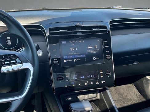 Used 2023 Hyundai Tucson SEL w/ Convenience Package FWD image 9