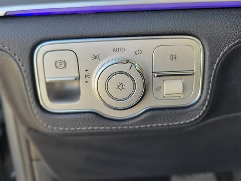 Used 2020 Mercedes-Benz GLE 450 4MATIC image 21