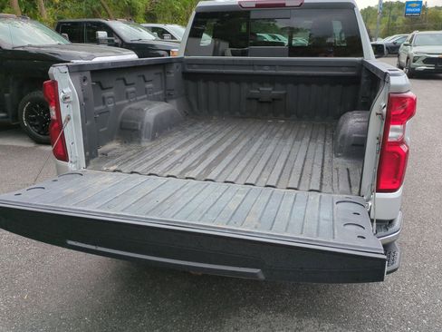 Certified 2022 Chevrolet Silverado 1500 LTZ w/ LTZ Premium Package image 26