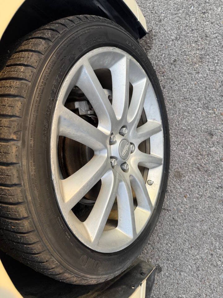 Used 2015 Lincoln MKZ Hybrid FWD image 12