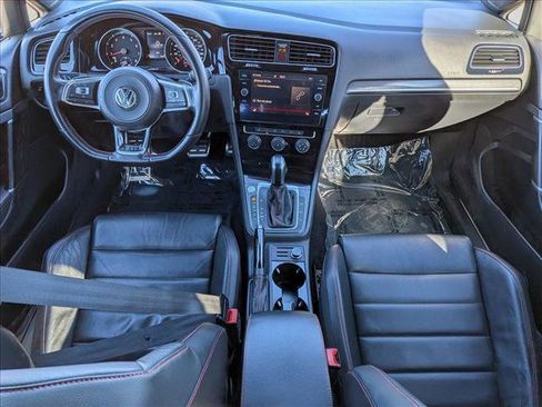 Used 2020 Volkswagen GTI SE image 18