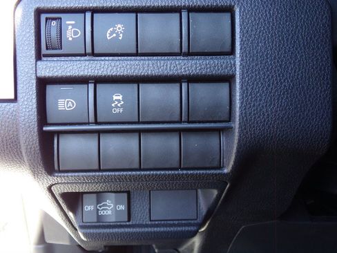 Used 2024 Toyota Tacoma TRD Sport AWD/4WD image 47