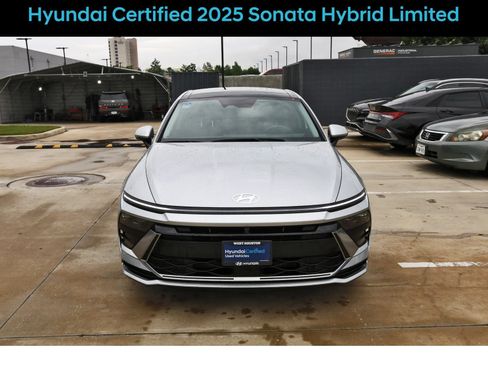 Certified 2025 Hyundai Sonata Limited FWD image 2