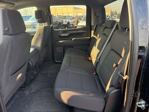 Used 2023 GMC Sierra 1500 Elevation image 19