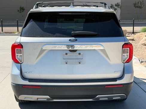 Used 2020 Ford Explorer XLT w/ Equipment Group 202A RWD image 6