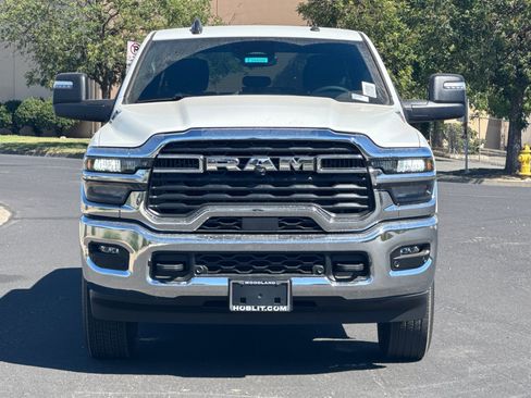 New 2026 RAM 2500 Big Horn AWD/4WD image 8