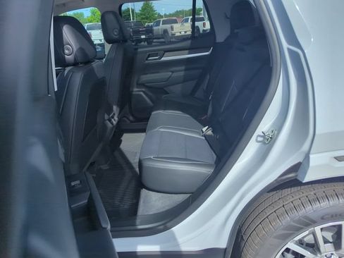 New 2026 GMC Terrain Denali w/ LPO, Black Badging Package AWD/4WD image 33
