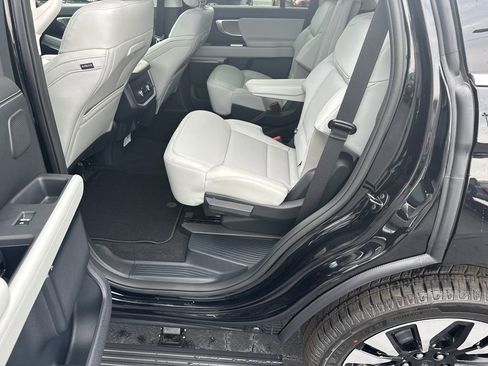 New 2026 Ford Expedition Platinum AWD/4WD image 23