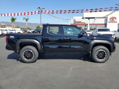 New 2025 Toyota Tacoma TRD Off-Road image 2