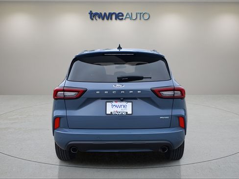 Used 2024 Ford Escape ST-Line w/ Tech Pack #1 AWD/4WD image 4