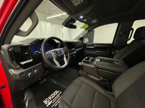 Used 2023 GMC Sierra 1500 Elevation image 10