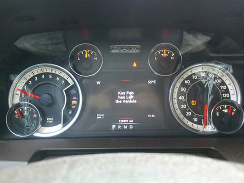 Used 2014 RAM 1500 Laramie w/ Convenience Group image 10