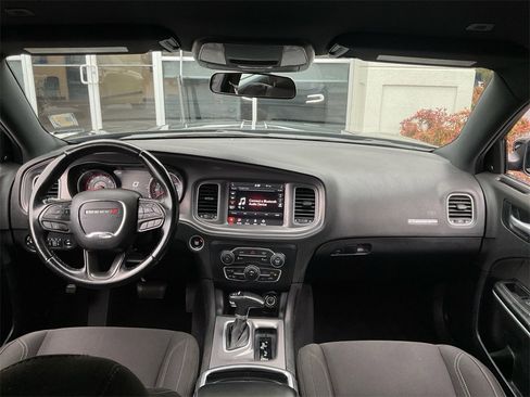 Used 2023 Dodge Charger SXT image 18