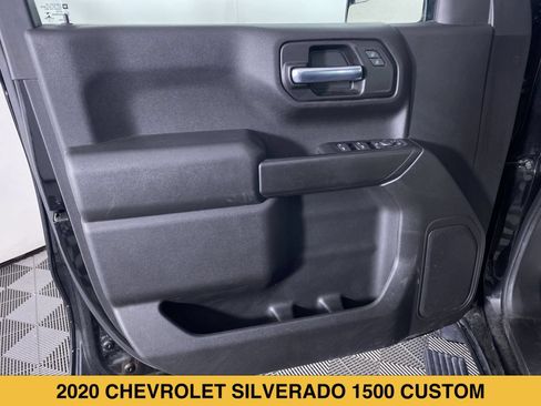 Certified 2020 Chevrolet Silverado 1500 Custom w/ Custom Value Package AWD/4WD image 10