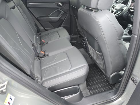 Certified 2024 Audi Q3 2.0T Premium Plus image 19