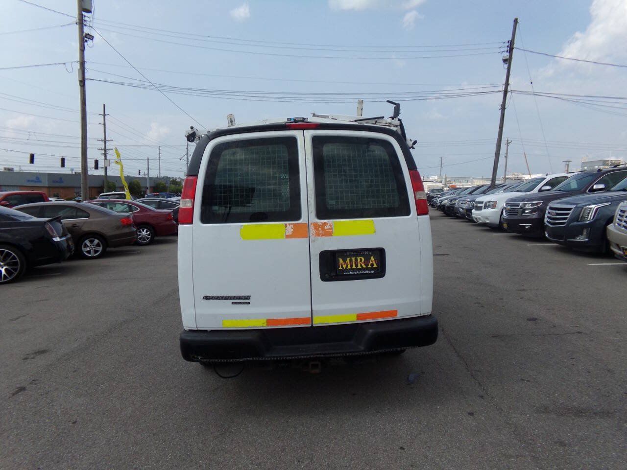 Used 2015 Chevrolet Express 2500 RWD image 53