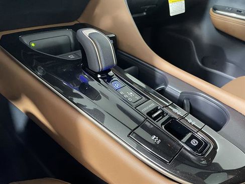 New 2026 Toyota Crown Signia AWD/4WD image 21