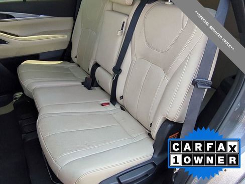 Used 2022 INFINITI QX60 Luxe w/ Performance Audio Package image 22