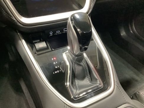 Used 2025 Subaru Outback Premium image 15